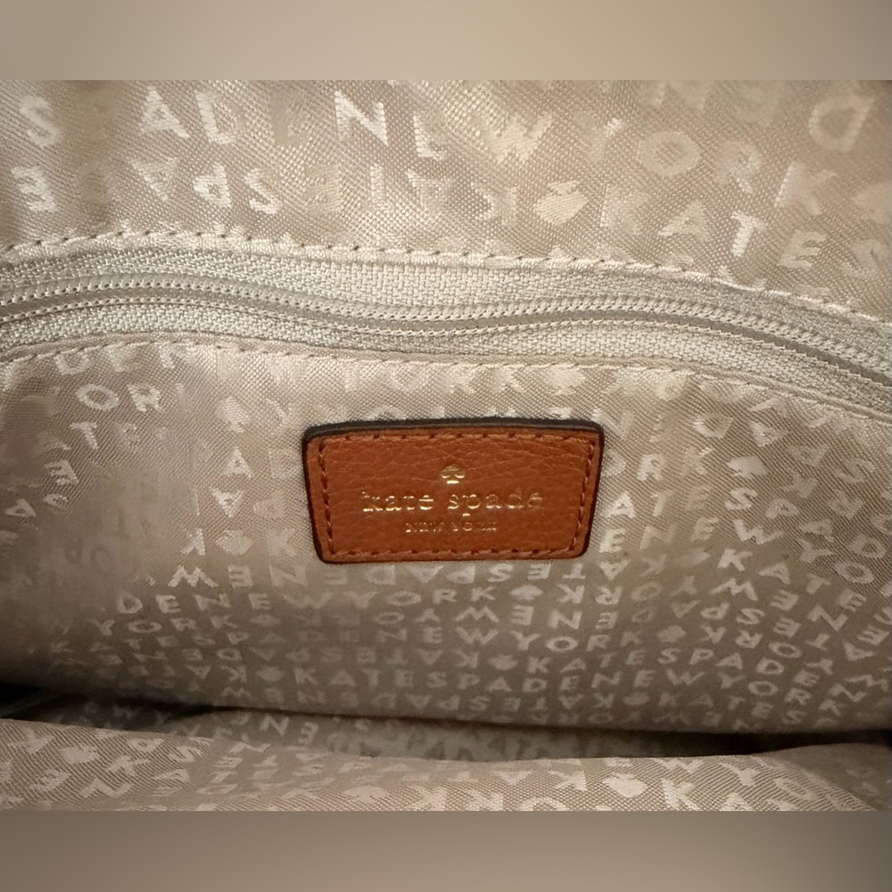 Kate Spade Evangelie Larchmont Warm Cognac Pebbled Leather Tan Crossbody/Satchel - Picture 10 of 11
